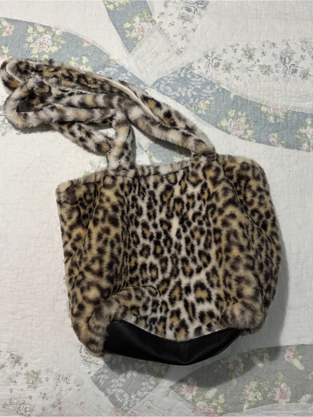 Brandy Melville Leopard-Print Faux Fur Tote in Brown and Black